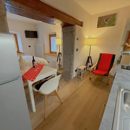 Casa Colibri - A Few Steps From The Slopes Appartamento *